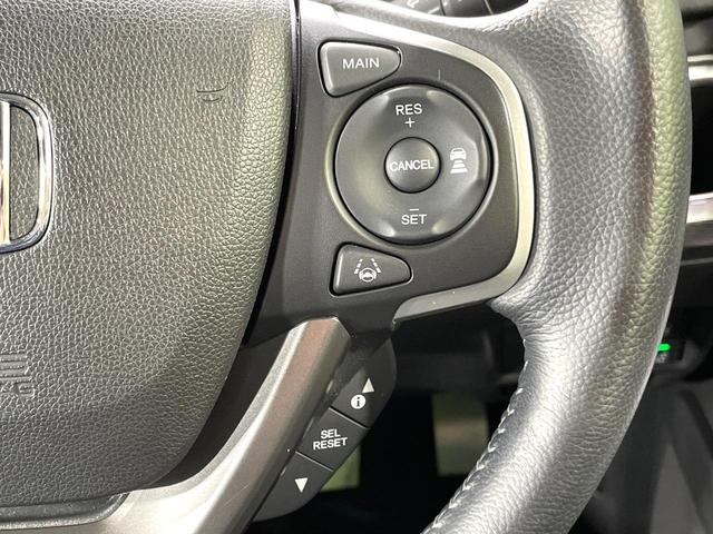ステップワゴンスパーダ ｅ：ＨＥＶスパーダ　Ｇ　ホンダセンシング　ハイブリッド　両側電動スライド　純正９インチナビ　ＡＣ１００Ｖ電源　ホンダセンシング　レーダークルーズ　禁煙車　コーナーセンサー　スマートキー　ＬＥＤヘッドライト　ＥＴＣ　オートマチックハイビーム（6枚目）