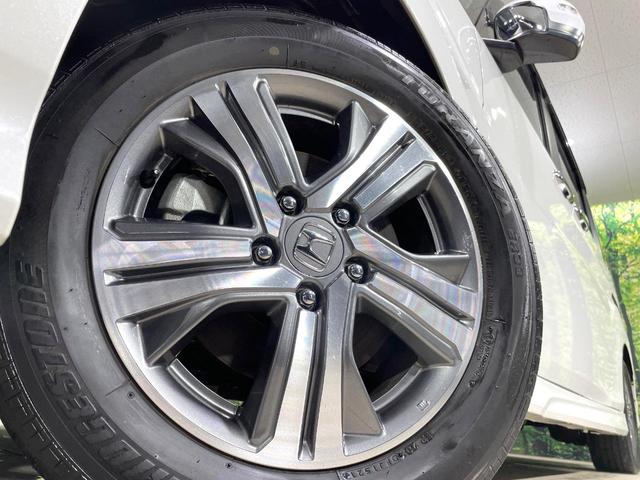 ステップワゴンスパーダ ｅ：ＨＥＶスパーダ　Ｇ　ホンダセンシング　ハイブリッド　両側電動スライド　純正９インチナビ　ＡＣ１００Ｖ電源　ホンダセンシング　レーダークルーズ　禁煙車　コーナーセンサー　スマートキー　ＬＥＤヘッドライト　ＥＴＣ　オートマチックハイビーム（13枚目）