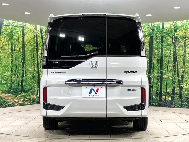 ステップワゴンスパーダ ｅ：ＨＥＶスパーダ　Ｇ　ホンダセンシング　ハイブリッド　両側電動スライド　純正９インチナビ　ＡＣ１００Ｖ電源　ホンダセンシング　レーダークルーズ　禁煙車　コーナーセンサー　スマートキー　ＬＥＤヘッドライト　ＥＴＣ　オートマチックハイビーム（16枚目）