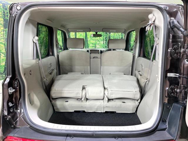 キューブ １５Ｘ　純正ナビ　バックカメラ　スマートキー　アイドリングストップ　電動格納ミラー　純正１４インチホイール　エアコン　盗難防止システム　衝突安全ボディー　プライバシーガラス　禁煙車（10枚目）