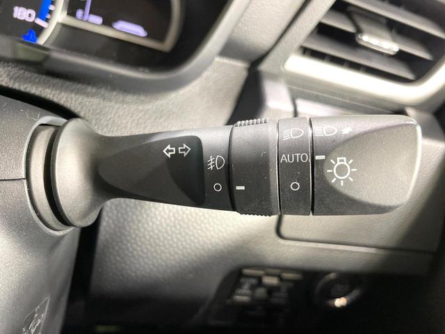 ルーミー カスタムＧ　純正ナビ　両側電動スライド　衝突軽減　バックカメラ　シートヒーター　レーダークルーズコントロール　ＬＥＤヘッド　ＥＴＣ　コーナーセンサー　純正１４インチアルミ　スマートキー　オートエアコン（45枚目）