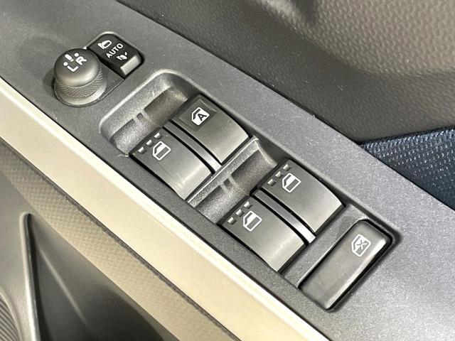 ルーミー カスタムＧ　純正ナビ　両側電動スライド　衝突軽減　バックカメラ　シートヒーター　レーダークルーズコントロール　ＬＥＤヘッド　ＥＴＣ　コーナーセンサー　純正１４インチアルミ　スマートキー　オートエアコン（46枚目）