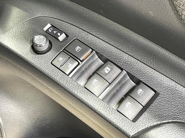 シエンタ X 衝突軽減 純正ナビ バックカメラ 電動スライド ETC LEDヘッド 車線逸脱警報 スマートキー オートエアコン オートハイビーム ステアリングスイッチ Bluetooth再生 電動格納ミラー(46枚目)