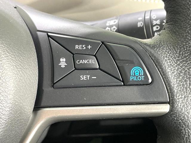 セレナ ｅ－パワー　ハイウェイスターＶ　衝突軽減　プロパイロット　両側電動スライド　純正９型ナビ　全周囲カメラ　ドライブレコーダー　ＥＴＣ　スマートキー　オートエアコン　ＬＥＤヘッド　ステアリングスイッチ　電動格納ミラー　禁煙車（4枚目）