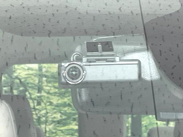 セレナ ｅ－パワー　ハイウェイスターＶ　衝突軽減　プロパイロット　両側電動スライド　純正９型ナビ　全周囲カメラ　ドライブレコーダー　ＥＴＣ　スマートキー　オートエアコン　ＬＥＤヘッド　ステアリングスイッチ　電動格納ミラー　禁煙車（42枚目）