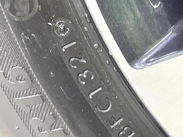 セレナ ハイウェイスター　衝突軽減　両側電動スライド　後席モニター　純正９型ナビ　全周囲カメラ　ドライブレコーダー　ＥＴＣ　ＬＥＤヘッド　スマートキー　オートエアコン　純正１６インチアルミ　ステアリングスイッチ　禁煙車（27枚目）