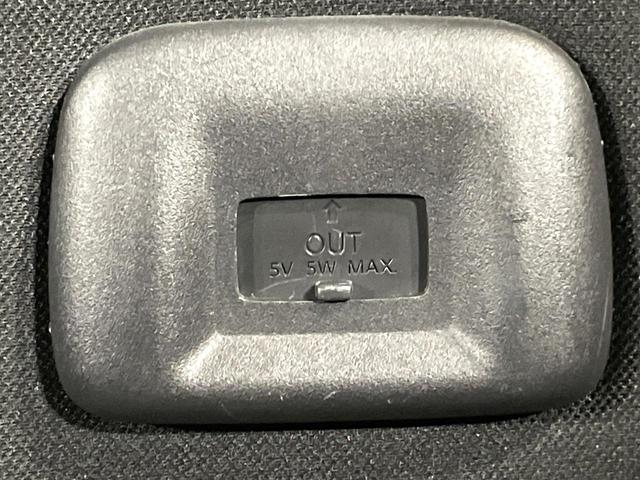 セレナ ハイウェイスター　衝突軽減　両側電動スライド　後席モニター　純正９型ナビ　全周囲カメラ　ドライブレコーダー　ＥＴＣ　ＬＥＤヘッド　スマートキー　オートエアコン　純正１６インチアルミ　ステアリングスイッチ　禁煙車（56枚目）