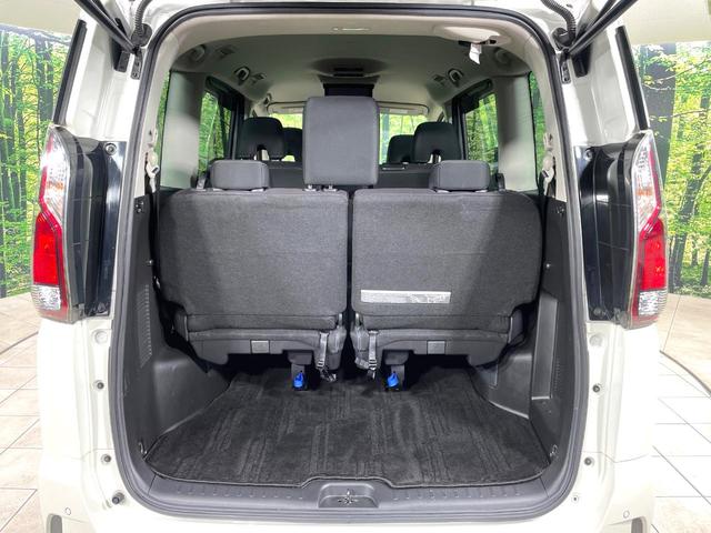 セレナ ハイウェイスター　衝突軽減　両側電動スライド　後席モニター　純正９型ナビ　全周囲カメラ　ドライブレコーダー　ＥＴＣ　ＬＥＤヘッド　スマートキー　オートエアコン　純正１６インチアルミ　ステアリングスイッチ　禁煙車（58枚目）