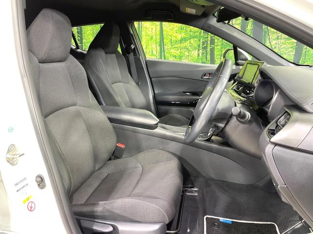 C-HR S LEDエディション SDナビ バックカメラ 衝突被害軽減システム レーダークルーズ 禁煙車 ドラレコ スマートキー LEDヘッド ビルトインETC 純正18インチアルミ オートハイビーム オートライト デュアルエアコン(8枚目)