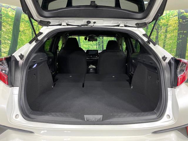 C-HR S LEDエディション SDナビ バックカメラ 衝突被害軽減システム レーダークルーズ 禁煙車 ドラレコ スマートキー LEDヘッド ビルトインETC 純正18インチアルミ オートハイビーム オートライト デュアルエアコン(10枚目)