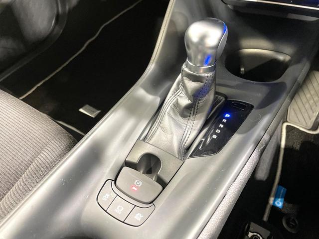 C-HR S LEDエディション SDナビ バックカメラ 衝突被害軽減システム レーダークルーズ 禁煙車 ドラレコ スマートキー LEDヘッド ビルトインETC 純正18インチアルミ オートハイビーム オートライト デュアルエアコン(33枚目)