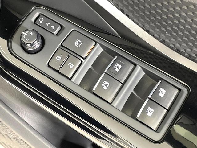 C-HR S LEDエディション SDナビ バックカメラ 衝突被害軽減システム レーダークルーズ 禁煙車 ドラレコ スマートキー LEDヘッド ビルトインETC 純正18インチアルミ オートハイビーム オートライト デュアルエアコン(51枚目)