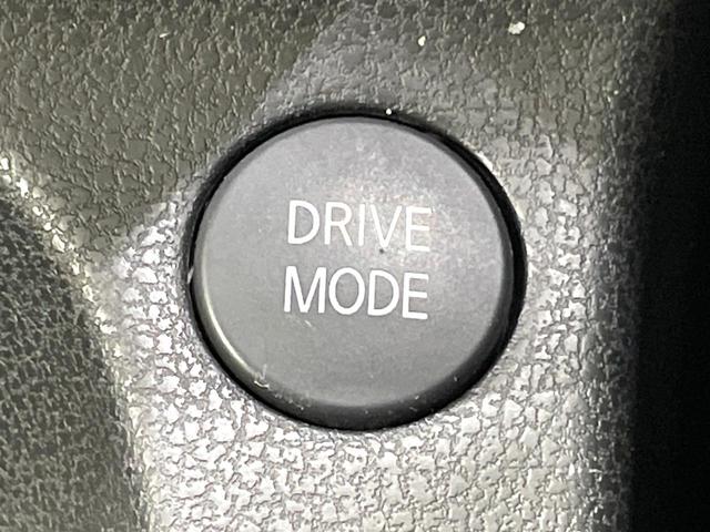 ノート ｅ－パワー　Ｘ　衝突軽減　純正ナビ　バックカメラ　ドライブレコーダー　ＥＴＣ　スマートキー　オートエアコン　Ｂｌｕｅｔｏｏｔｈ再生　車線逸脱警報　横滑り防止装置　オートライト　電動格納ミラー　禁煙車（44枚目）