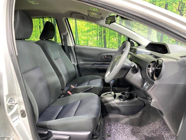 アクア S 純正ナビ バックカメラ 禁煙車 衝突被害軽減ブレーキ シートヒーター ETC スマートキー 車線逸脱警報 オートマチックハイビーム LEDヘッドライト コーナーセンサー フルセグ Bluetooth(8枚目)