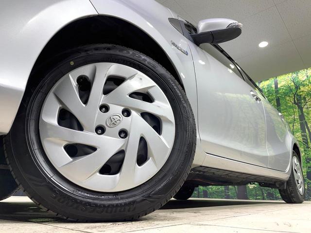 アクア S 純正ナビ バックカメラ 禁煙車 衝突被害軽減ブレーキ シートヒーター ETC スマートキー 車線逸脱警報 オートマチックハイビーム LEDヘッドライト コーナーセンサー フルセグ Bluetooth(13枚目)