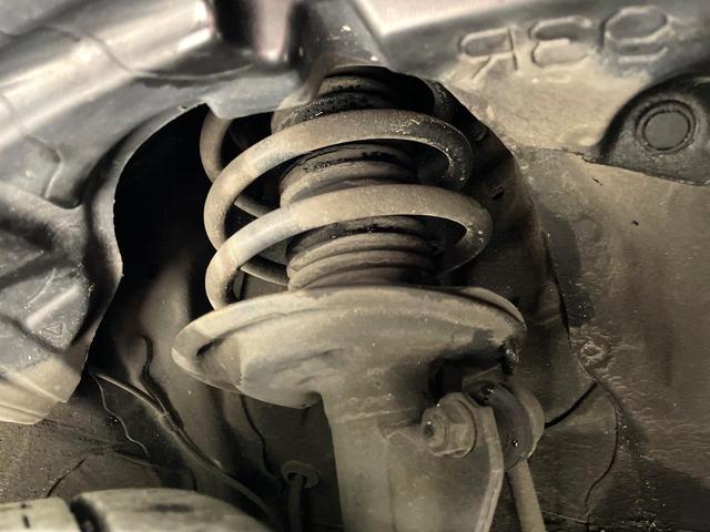 アクア S 純正ナビ バックカメラ 禁煙車 衝突被害軽減ブレーキ シートヒーター ETC スマートキー 車線逸脱警報 オートマチックハイビーム LEDヘッドライト コーナーセンサー フルセグ Bluetooth(21枚目)