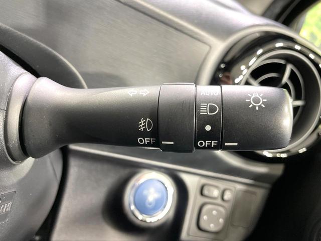 アクア S 純正ナビ バックカメラ 禁煙車 衝突被害軽減ブレーキ シートヒーター ETC スマートキー 車線逸脱警報 オートマチックハイビーム LEDヘッドライト コーナーセンサー フルセグ Bluetooth(35枚目)