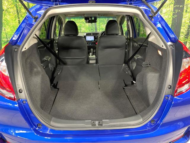 フィット 15XL ホンダセンシング 純正8型ナビ 衝突軽減装置 レーダークルーズ バックカメラ シートヒーター ETC ドラレコ LEDヘッド オートライト オートエアコン 横滑防止 スマートキー プッシュスタート アイドリングストップ(10枚目)