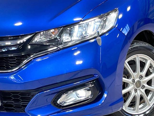 フィット 15XL ホンダセンシング 純正8型ナビ 衝突軽減装置 レーダークルーズ バックカメラ シートヒーター ETC ドラレコ LEDヘッド オートライト オートエアコン 横滑防止 スマートキー プッシュスタート アイドリングストップ(12枚目)