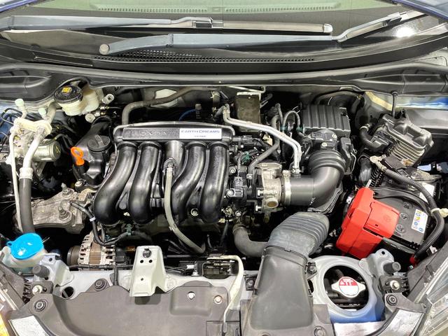 フィット 15XL ホンダセンシング 純正8型ナビ 衝突軽減装置 レーダークルーズ バックカメラ シートヒーター ETC ドラレコ LEDヘッド オートライト オートエアコン 横滑防止 スマートキー プッシュスタート アイドリングストップ(18枚目)