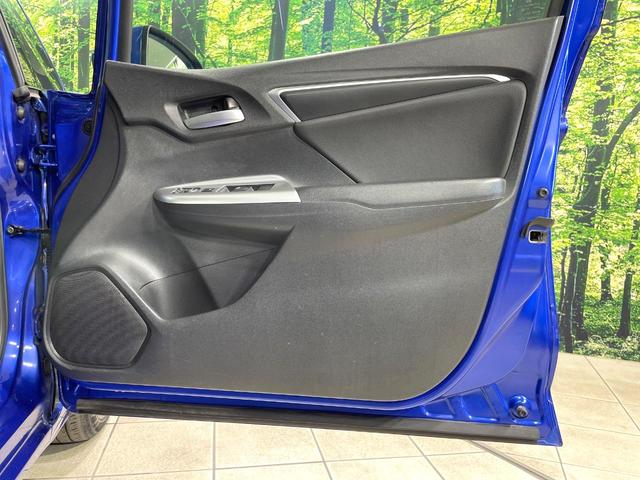 フィット 15XL ホンダセンシング 純正8型ナビ 衝突軽減装置 レーダークルーズ バックカメラ シートヒーター ETC ドラレコ LEDヘッド オートライト オートエアコン 横滑防止 スマートキー プッシュスタート アイドリングストップ(42枚目)