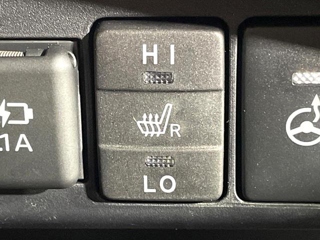 シエンタ ハイブリッドＧ　クエロ　両側電動スライドドア　純正９型ナビ　全周囲カメラ　セーフティセンス　禁煙車　シートヒーター　ドラレコ　コーナーセンサー　スマートキー　ＬＥＤヘッド　ＥＴＣ　ステアリングヒーター　オートハイビーム（7枚目）