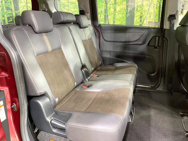 シエンタ ハイブリッドＧ　クエロ　両側電動スライドドア　純正９型ナビ　全周囲カメラ　セーフティセンス　禁煙車　シートヒーター　ドラレコ　コーナーセンサー　スマートキー　ＬＥＤヘッド　ＥＴＣ　ステアリングヒーター　オートハイビーム（9枚目）