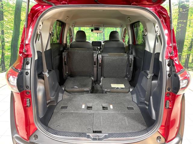 シエンタ ハイブリッドＧ　クエロ　両側電動スライドドア　純正９型ナビ　全周囲カメラ　セーフティセンス　禁煙車　シートヒーター　ドラレコ　コーナーセンサー　スマートキー　ＬＥＤヘッド　ＥＴＣ　ステアリングヒーター　オートハイビーム（11枚目）