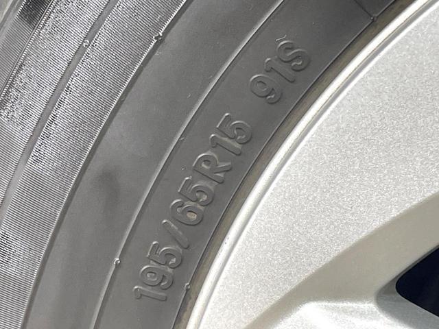 プリウス S ナビ 寒冷地仕様 禁煙車 ドラレコ スマートキー LEDヘッド ETC オートライト オートエアコン Bluetooth再生 CD再生 DVD再生 フルセグ 革巻きステアリング ステアリングスイッチ(31枚目)