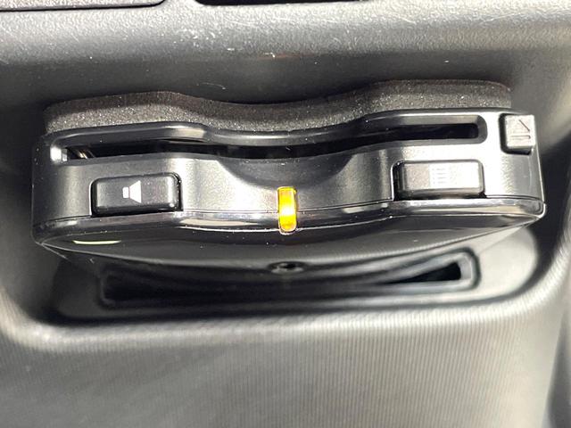 アクア L SDナビ 禁煙車 ドライブレコーダー ETC キーレスエントリー オートエアコン 電動格納ミラー スペアタイヤ 純正ホイール ウインカーミラー ヘッドライトレベライザー(5枚目)