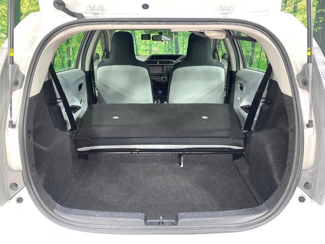 アクア L SDナビ 禁煙車 ドライブレコーダー ETC キーレスエントリー オートエアコン 電動格納ミラー スペアタイヤ 純正ホイール ウインカーミラー ヘッドライトレベライザー(10枚目)