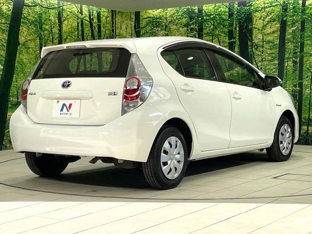 アクア L SDナビ 禁煙車 ドライブレコーダー ETC キーレスエントリー オートエアコン 電動格納ミラー スペアタイヤ 純正ホイール ウインカーミラー ヘッドライトレベライザー(17枚目)