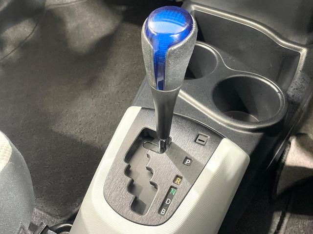 アクア L SDナビ 禁煙車 ドライブレコーダー ETC キーレスエントリー オートエアコン 電動格納ミラー スペアタイヤ 純正ホイール ウインカーミラー ヘッドライトレベライザー(33枚目)