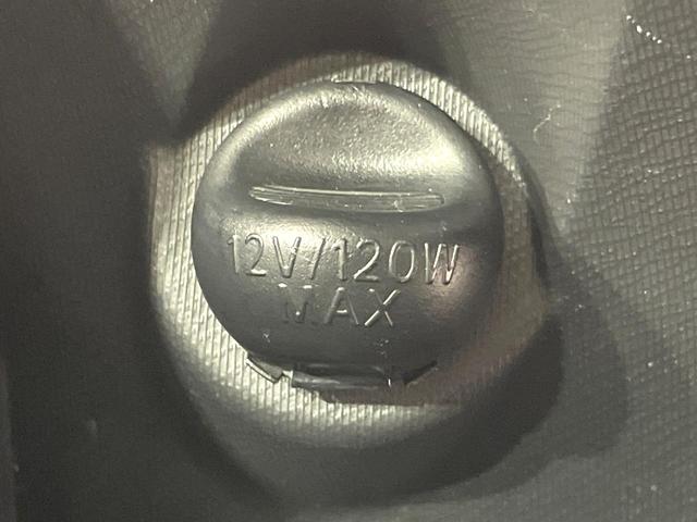 アクア L SDナビ 禁煙車 ドライブレコーダー ETC キーレスエントリー オートエアコン 電動格納ミラー スペアタイヤ 純正ホイール ウインカーミラー ヘッドライトレベライザー(50枚目)