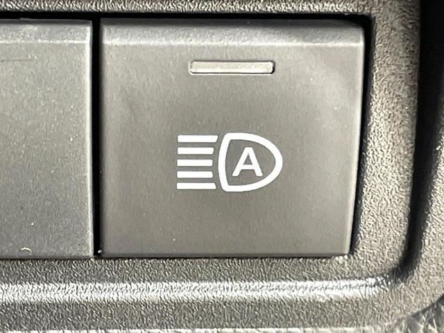 ヤリスクロス X 衝突軽減 レーダークルーズコントロール SDナビ バックカメラ ドライブレコーダー ETC スマートキー オートハイビーム ステアリングスイッチ 電動パーキング Bluetooth再生 禁煙車(46枚目)