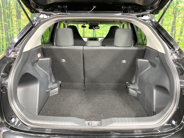 ヤリスクロス X 衝突軽減 レーダークルーズコントロール SDナビ バックカメラ ドライブレコーダー ETC スマートキー オートハイビーム ステアリングスイッチ 電動パーキング Bluetooth再生 禁煙車(52枚目)