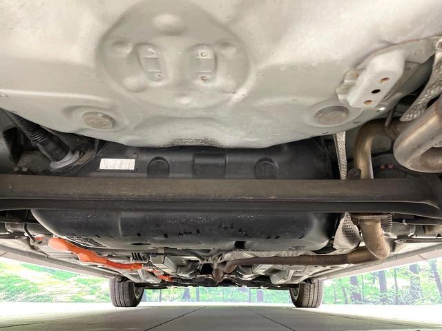 アクア Ｘ－アーバン　純正ＳＤナビ　バックカメラ　禁煙車　ハーフレザーシート　ドラレコ　スマートキー　ＬＥＤヘッド　ルーフレール　ビルトインＥＴＣ　純正１６インチアルミ　オートライト　オートエアコン　Ｂｌｕｅｔｏｏｔｈ（17枚目）