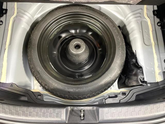 アクア Ｘ－アーバン　純正ＳＤナビ　バックカメラ　禁煙車　ハーフレザーシート　ドラレコ　スマートキー　ＬＥＤヘッド　ルーフレール　ビルトインＥＴＣ　純正１６インチアルミ　オートライト　オートエアコン　Ｂｌｕｅｔｏｏｔｈ（39枚目）