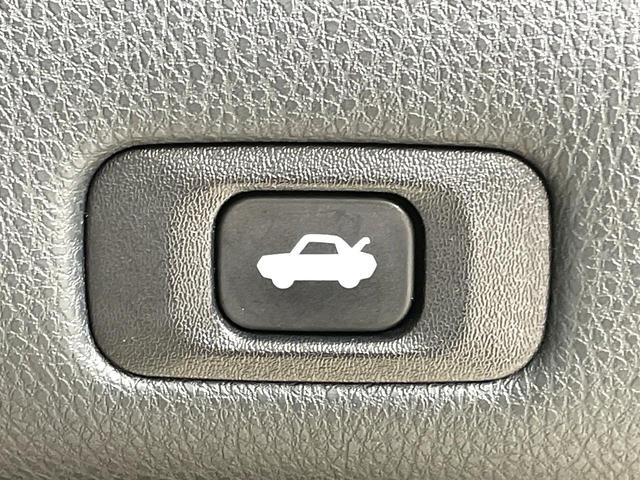 クラウンハイブリッド ロイヤルサルーン メーカー純正ナビ バックカメラ ドライブレコーダー ETC パワーシート LEDヘッド クルーズコントロール スマートキー オートエアコン 純正16インチアルミ ステアリングスイッチ 禁煙車(49枚目)