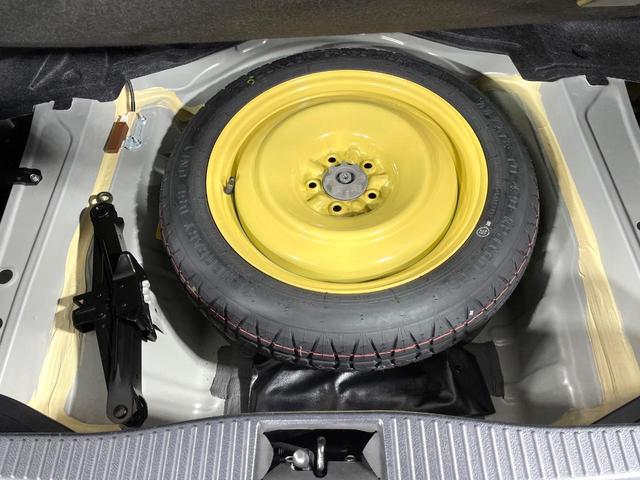 クラウンハイブリッド ロイヤルサルーン メーカー純正ナビ バックカメラ ドライブレコーダー ETC パワーシート LEDヘッド クルーズコントロール スマートキー オートエアコン 純正16インチアルミ ステアリングスイッチ 禁煙車(53枚目)