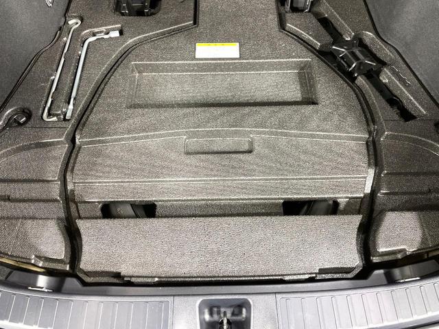 プリウス Sツーリングセレクション モデリスタエアロ 衝突軽減 レーダークルーズコントロール 純正9型ナビ バックカメラ シートヒーター LEDヘッド ETC 純正17インチアルミ スマートキー オートエアコン ステアリングスイッチ(61枚目)