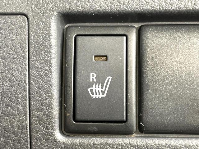 ワゴンＲ ＦＸ　シートヒーター　オートエアコン　キーレスエントリー　アイドリングストップ　電動格納ミラー　ヘッドライトレベライザー　オーディオ　シートアンダーボックス　１４インチアルミ　盗難防止システム（3枚目）