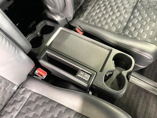 ヴォクシー Ｓ－Ｚ　純正１０．５型ナビ　両側電動ドア　セーフティセンス　バックカメラ　ＥＴＣ　シートヒーター　リアオートエアコン　ヘッドアップディスプレイ　ＬＥＤヘッド　純正１７インチアルミ　ＨＤＭＩ端子　禁煙車（35枚目）