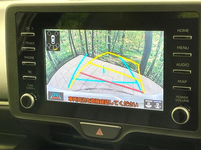 ヤリス Ｘ　純正８型ディスプレイオーディオ　衝突軽減装置　バックカメラ　ビルトインＥＴＣ　車線逸脱警報　Ｂｌｕｅｔｏｏｔｈ接続　スマートキー　プッシュスタート　電動格納ミラー　シートリフター　電動格納ミラー（5枚目）