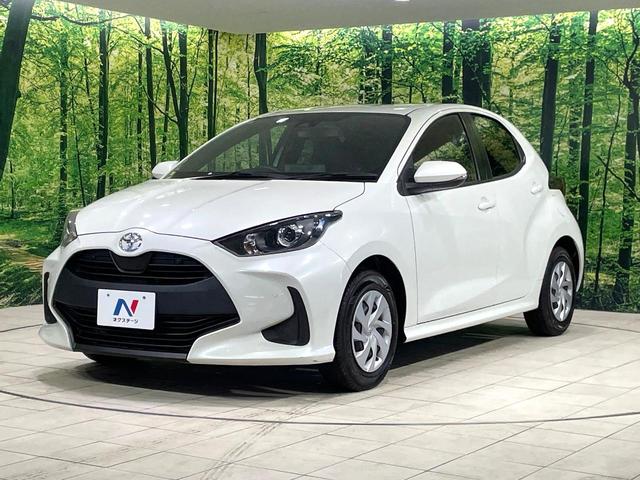 ヤリス Ｘ　純正８型ディスプレイオーディオ　衝突軽減装置　バックカメラ　ビルトインＥＴＣ　車線逸脱警報　Ｂｌｕｅｔｏｏｔｈ接続　スマートキー　プッシュスタート　電動格納ミラー　シートリフター　電動格納ミラー（24枚目）