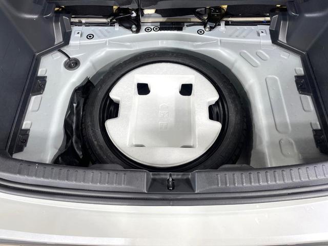 ヤリス Ｘ　純正８型ディスプレイオーディオ　衝突軽減装置　バックカメラ　ビルトインＥＴＣ　車線逸脱警報　Ｂｌｕｅｔｏｏｔｈ接続　スマートキー　プッシュスタート　電動格納ミラー　シートリフター　電動格納ミラー（38枚目）