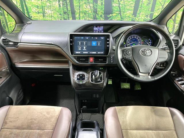 エスクァイア ハイブリッドGi プレミアムパッケージ モデリスタエアロ 純正10型ナビ 後席モニター 両側電動ドア 前席シートヒーター 衝突軽減装置 クルコン バックカメラ ETC ドラレコ LEDヘッド オートマチックハイビーム リアオートエアコン(2枚目)