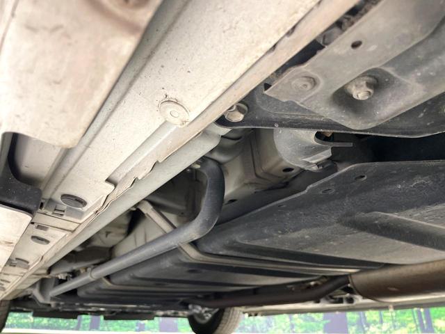 エスクァイア ハイブリッドGi プレミアムパッケージ モデリスタエアロ 純正10型ナビ 後席モニター 両側電動ドア 前席シートヒーター 衝突軽減装置 クルコン バックカメラ ETC ドラレコ LEDヘッド オートマチックハイビーム リアオートエアコン(23枚目)