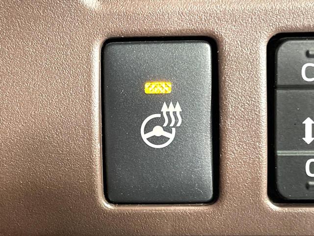 エスクァイア ハイブリッドGi プレミアムパッケージ モデリスタエアロ 純正10型ナビ 後席モニター 両側電動ドア 前席シートヒーター 衝突軽減装置 クルコン バックカメラ ETC ドラレコ LEDヘッド オートマチックハイビーム リアオートエアコン(59枚目)