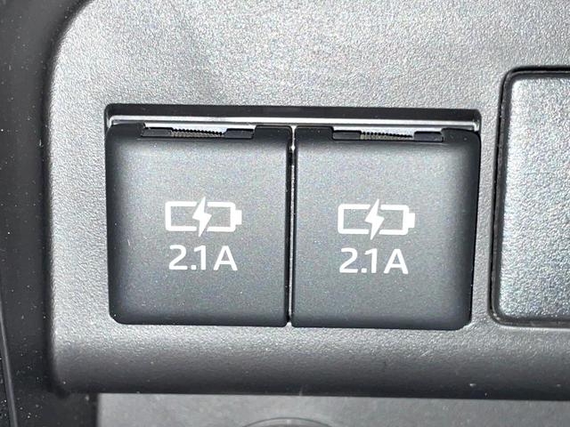 エスクァイア ハイブリッドGi プレミアムパッケージ モデリスタエアロ 純正10型ナビ 後席モニター 両側電動ドア 前席シートヒーター 衝突軽減装置 クルコン バックカメラ ETC ドラレコ LEDヘッド オートマチックハイビーム リアオートエアコン(61枚目)